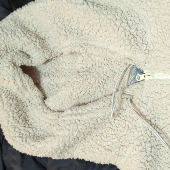 AERIE COZY HOODIE - Picture 9 of 10